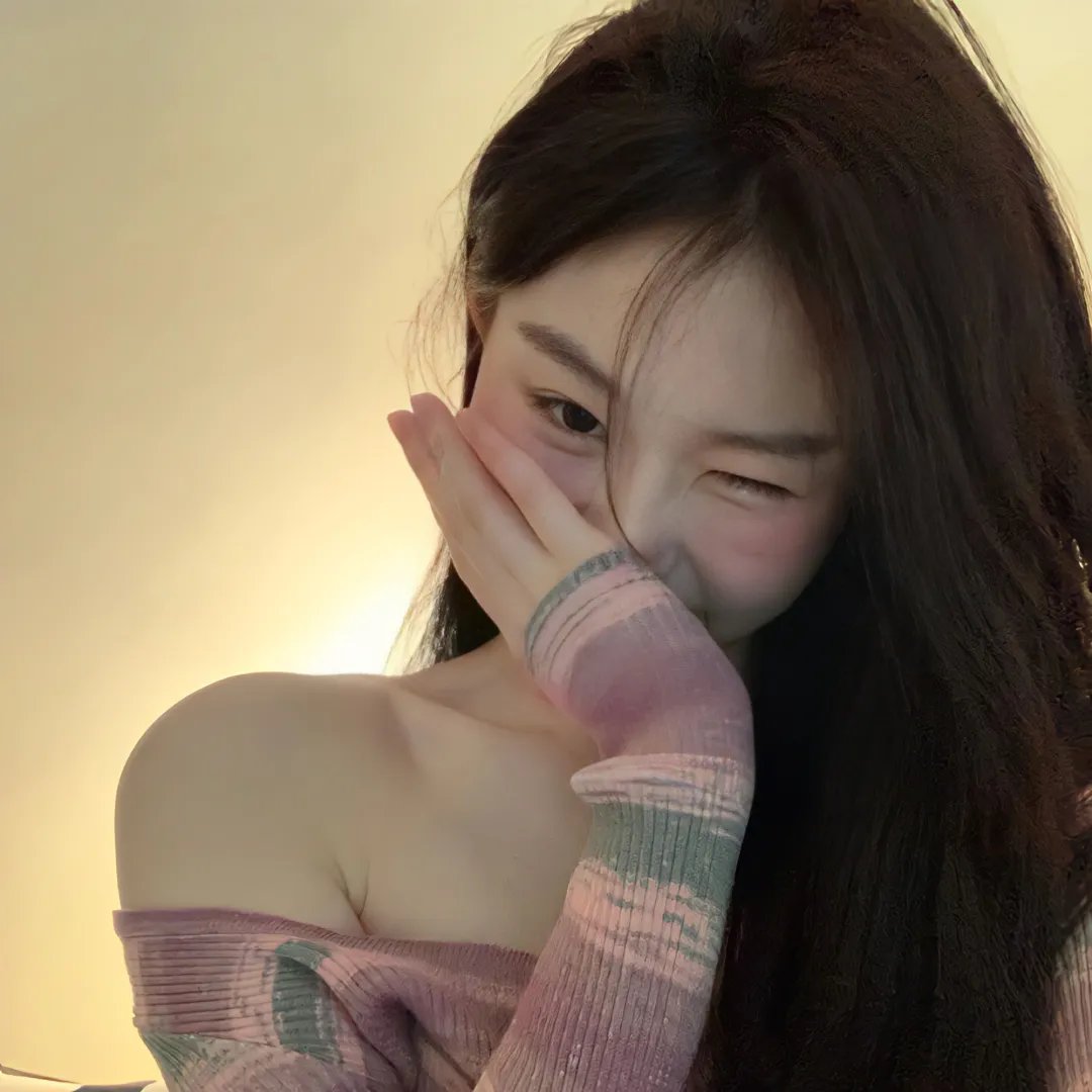 月亮在江边流淌